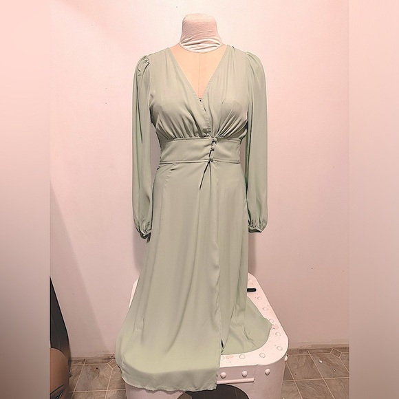Cupshe Pastel Green V-neck Button Front Fitted Waist Midi Slit Dress M - Picture 1 of 14